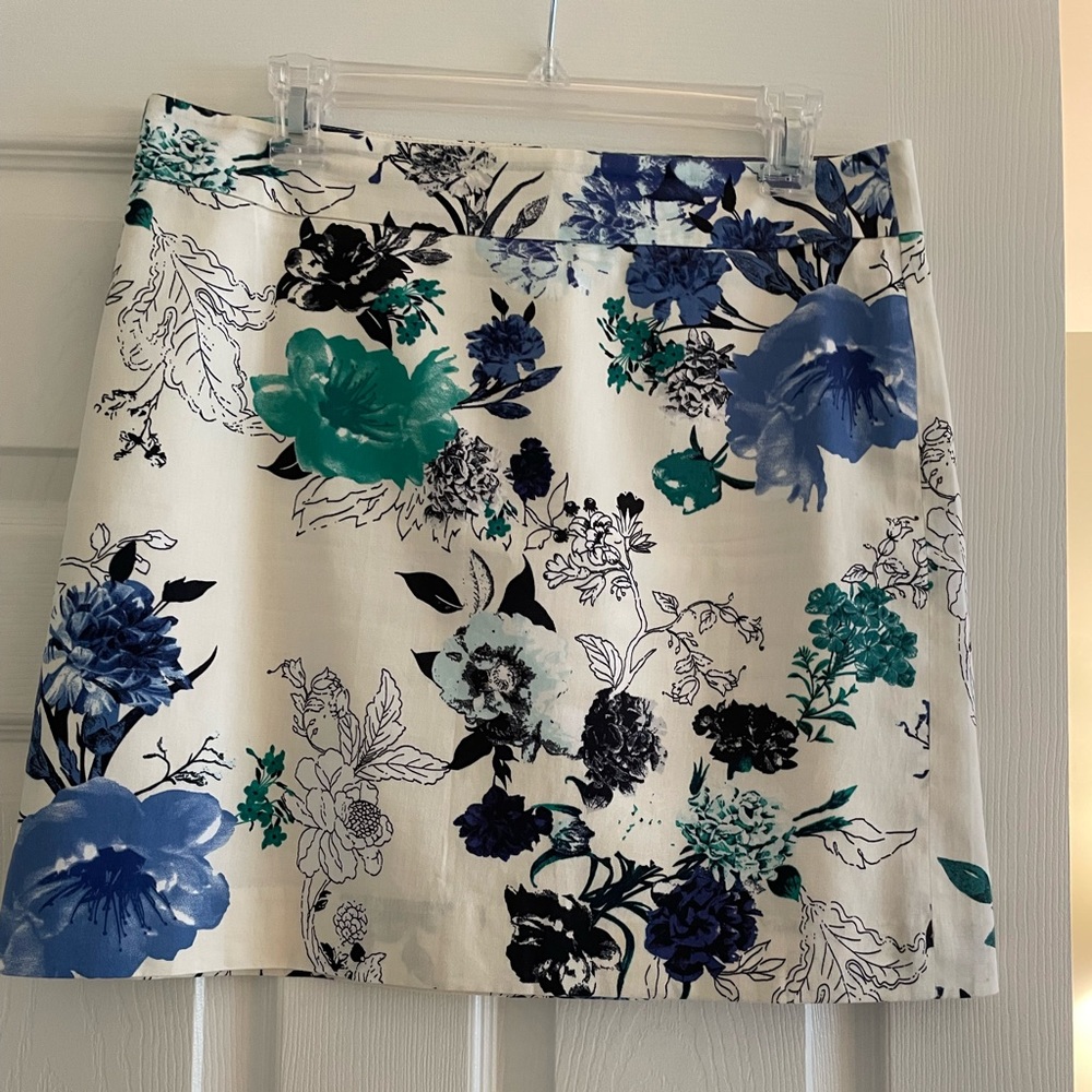 Loft skirt size 8